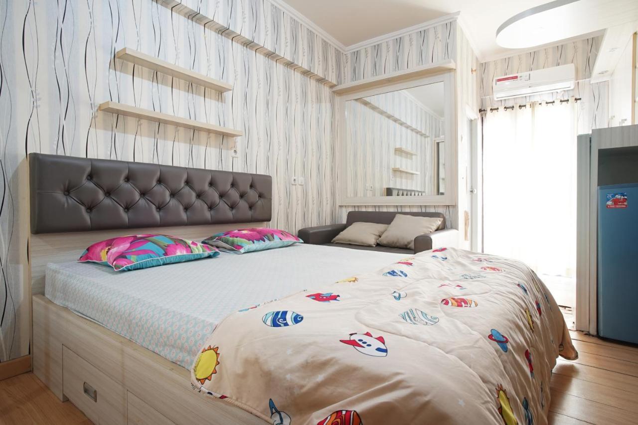 Planet Room Kemang View Bekasi Eksteriør billede