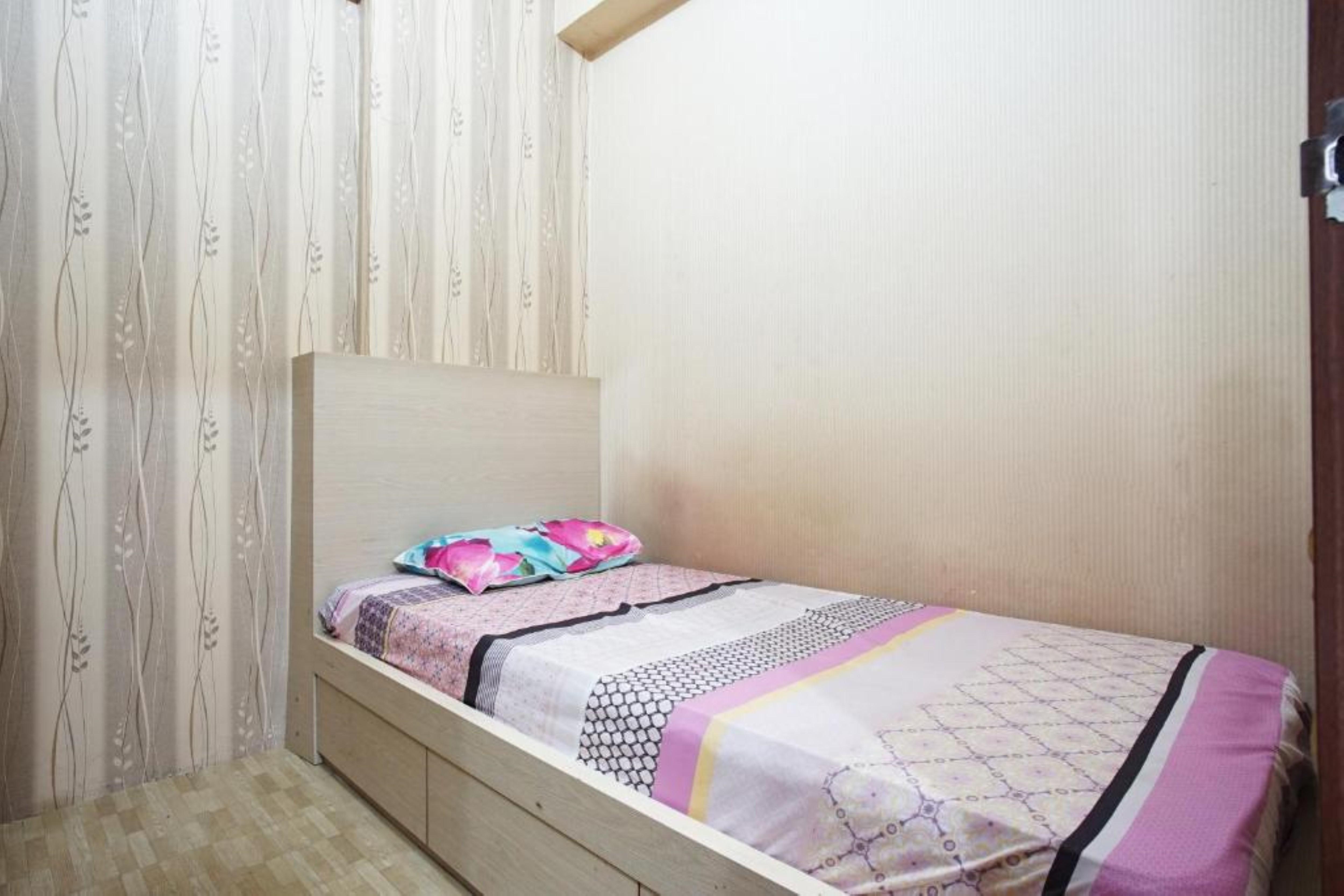 Planet Room Kemang View Bekasi Eksteriør billede
