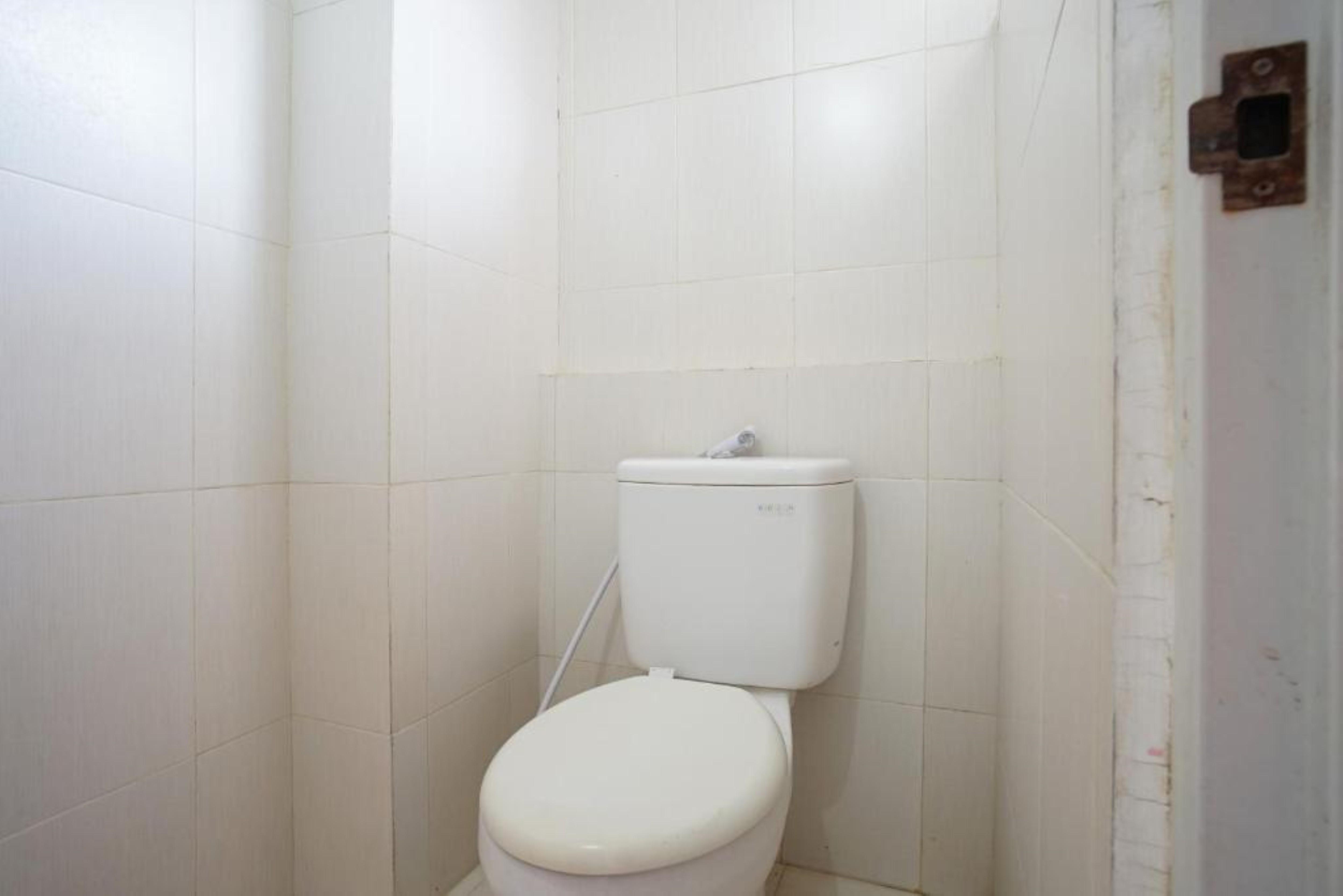 Planet Room Kemang View Bekasi Eksteriør billede